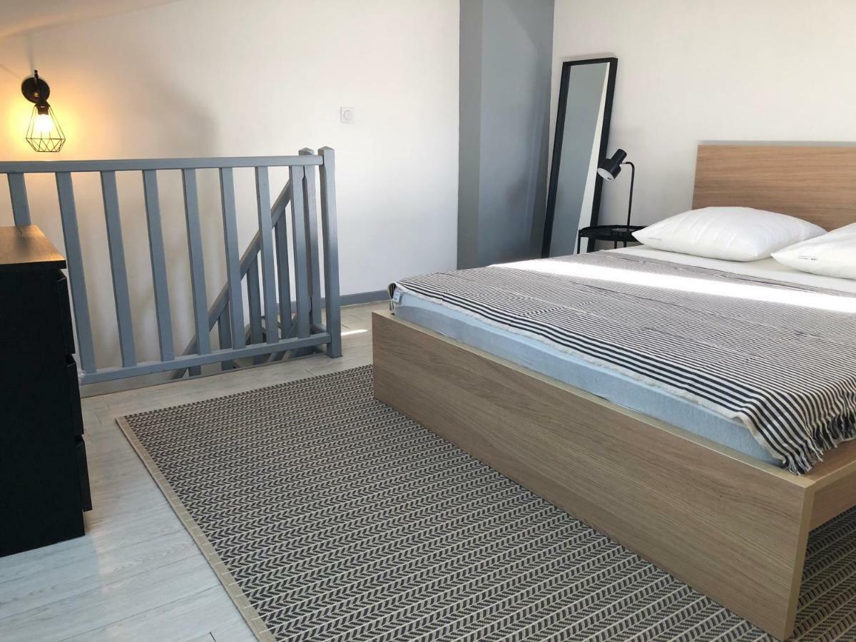 Apartment Charming Duplex With Terrace Historical Center Arles